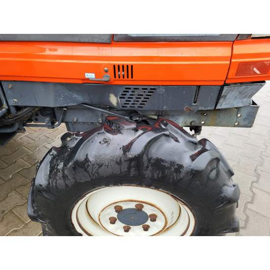 Міні-трактор Kubota GL320 CAB - Зображення 5