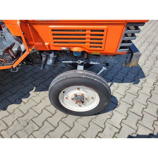Міні-трактор Kubota L1-255 - Зображення 4