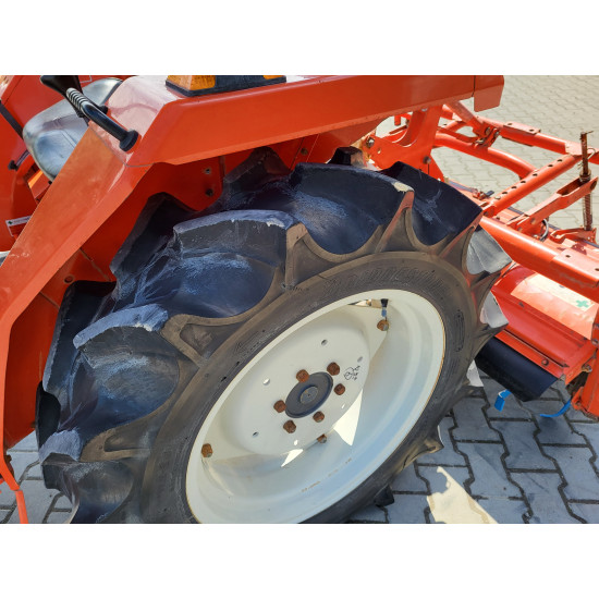 Міні-трактор Kubota L1-255 - Зображення 9