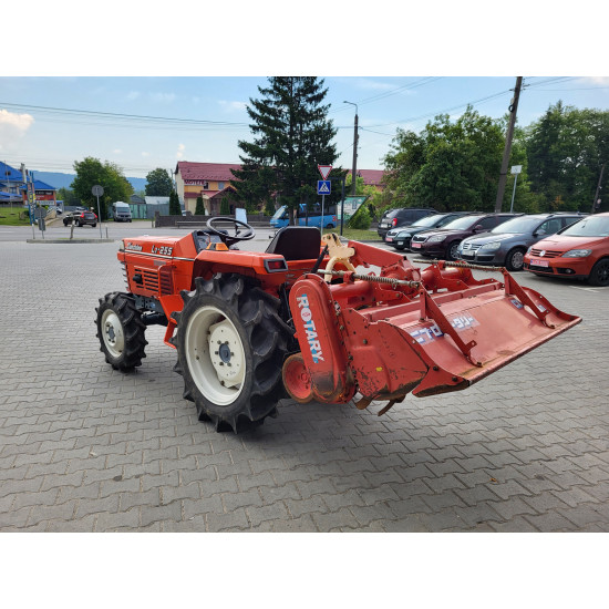 Міні-трактор Kubota L1-255 - Зображення 4