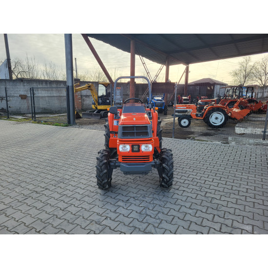 Міні-трактор Hinomoto NZ210 (Kubota GT-3) без грунтофрези - Зображення 6