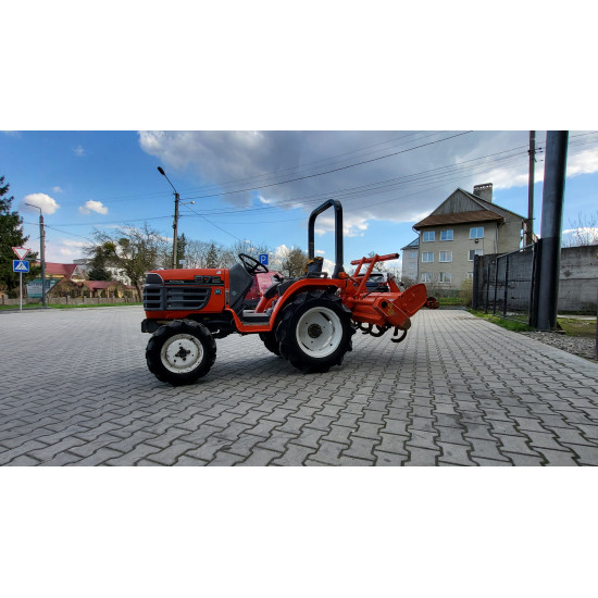Міні-трактор Kubota B72 - Зображення 3