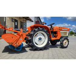 Міні-трактор Kubota B1600