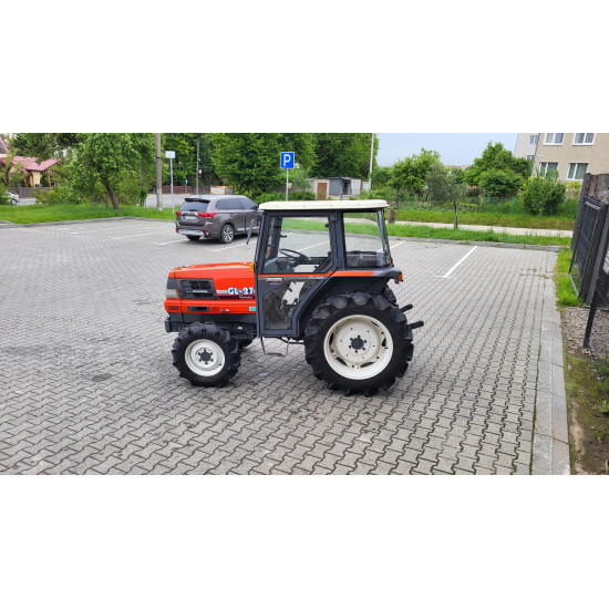 Міні-трактор Kubota GL-27 CAB - Зображення 3