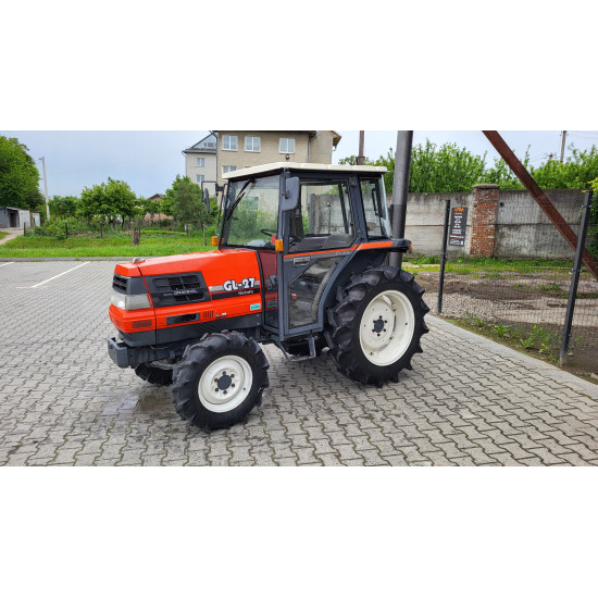 Міні-трактор Kubota GL-27 CAB - Зображення 1
