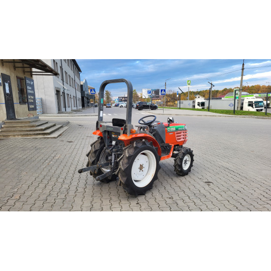 Міні-трактор Hitachi CX200 (Kubota GB200) - Зображення 9