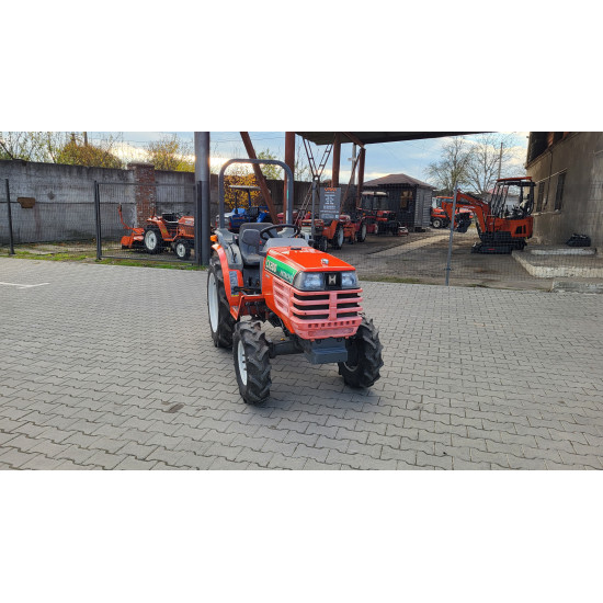 Міні-трактор Hitachi CX200 (Kubota GB200) - Зображення 5