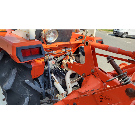 Міні-трактор Kubota L1-215 - Зображення 4