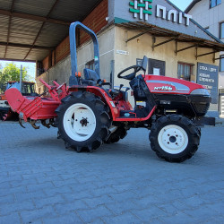 Міні-трактор Mitsubishi MT156