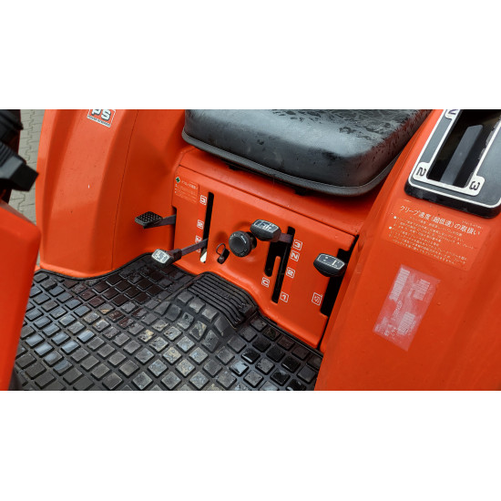 Міні-трактор Kubota X-20 Saturn Front Loader - Зображення 10