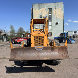 Лісозаготівельний трактор IWAFUJI T-30