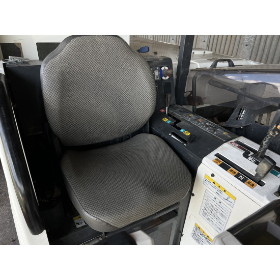 Гусеничний зернозбиральний комбайн Kubota ARN327 - Зображення 3