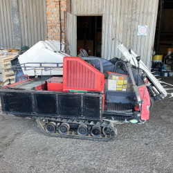 Гусеничний моркв'яно-часниково збиральний комбайн Yanmar HN1