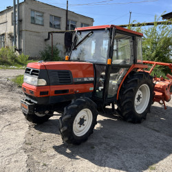 Міні-трактор Kubota GL-320 CAB