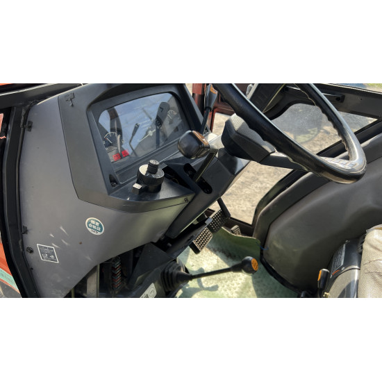 Міні-трактор Kubota GL-320 CAB - Зображення 7