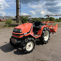 Міні-трактор Kubota B52