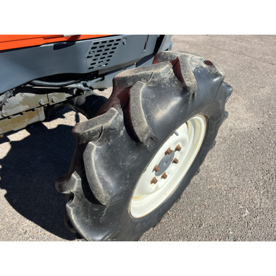 Міні-трактор Kubota GL-29 CAB - Зображення 4