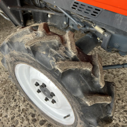 Міні-трактор Kubota GL200 Front Loader