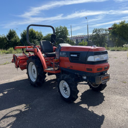 Міні-трактор Kubota GL221