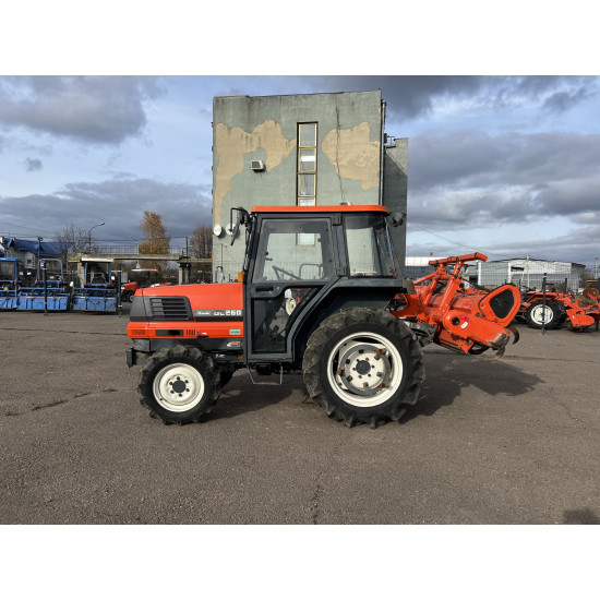 Міні-трактор Kubota GL260 CAB - Зображення 3