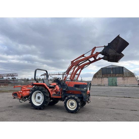 Міні-трактор Kubota GL260 Front Loader - Зображення 1