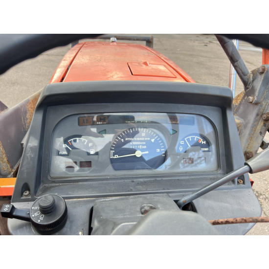 Міні-трактор Kubota GL260 Front Loader - Зображення 6