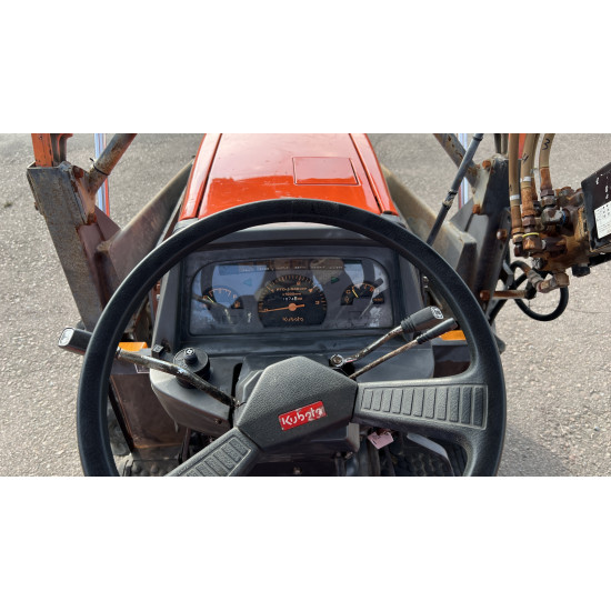 Міні-трактор Kubota GL29 Front Loader - Зображення 5