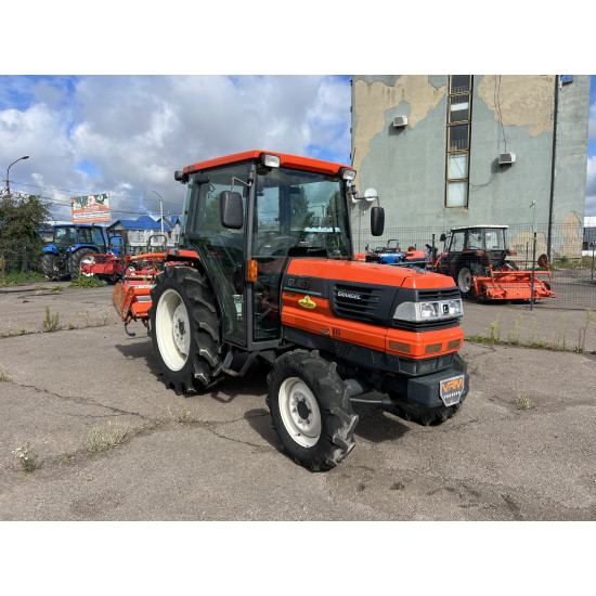 Міні-трактор Kubota GL467 CAB HI-SPEED - Зображення 1