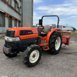 Міні-трактор Kubota KL33