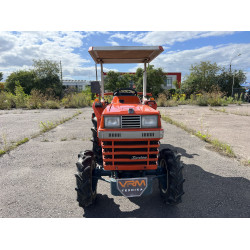 Міні-трактор Kubota L1-185