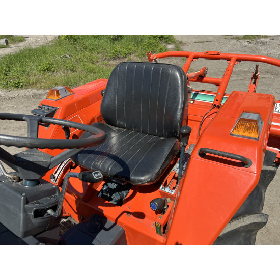 Міні-трактор Kubota L1-205 - Зображення 6