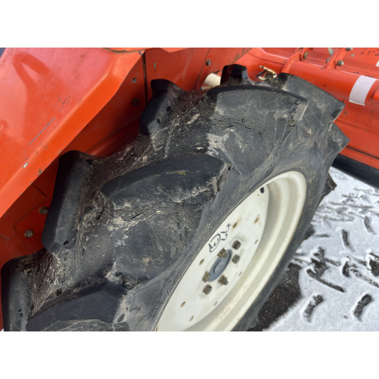 Міні-трактор Kubota L1-235 - Зображення 3