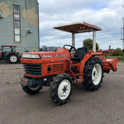 Міні-трактор Kubota ZL1-255