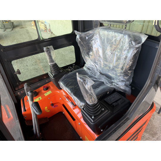 Міні-екскаватор LeiTe LT1018 CAB + швидкоз'єм, ковші 200 мм, 380 мм, 600 мм, 800 мм гідравлічний планувальний, гідро прижим, Ripper - Зображення 6