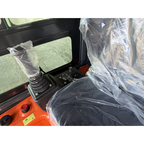 Міні-екскаватор LeiTe LT1018 CAB + швидкоз'єм, ковші 200 мм, 380 мм, 600 мм, 800 мм гідравлічний планувальний, гідро прижим, Ripper - Зображення 8