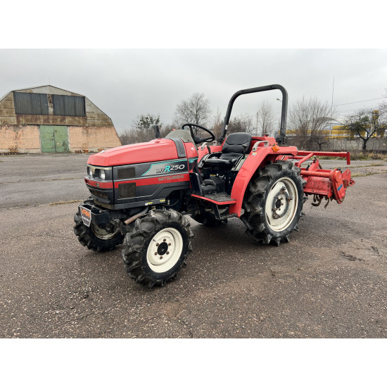 Міні-трактор Mitsubishi MTR250 - Зображення 1