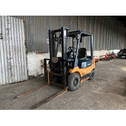 Навантажувач Toyota 7FG15