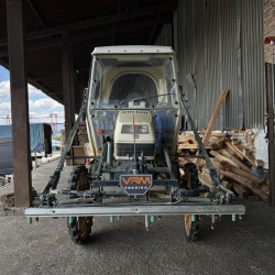 Самохідний обприскувач Iseki JK14