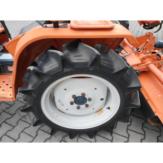 Міні-трактор Kubota B1702-M - Зображення 5