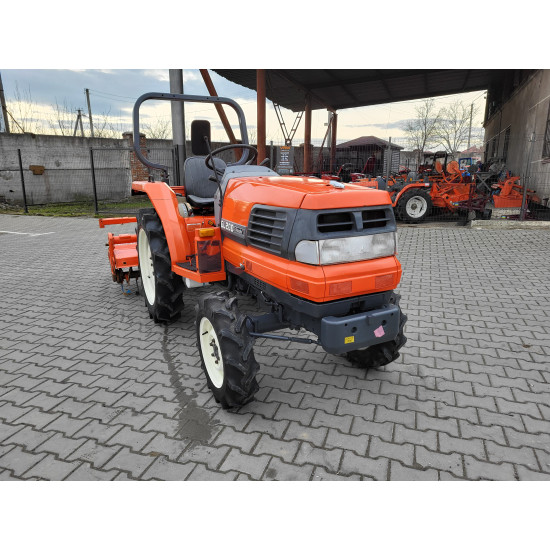 Міні-трактор Kubota GL200 - Зображення 3