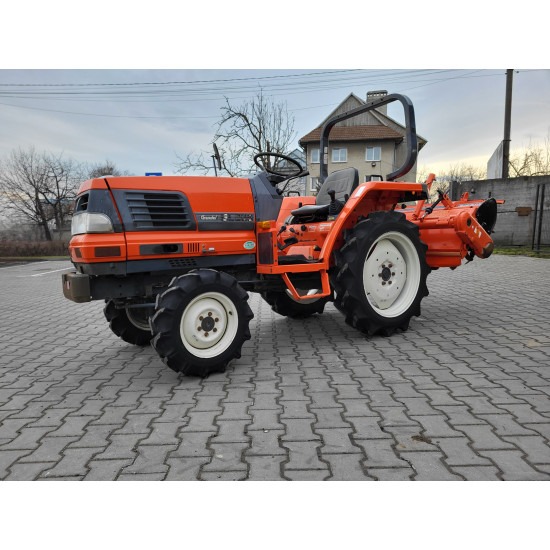 Міні-трактор Kubota GL200 - Зображення 1