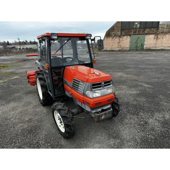 Міні-трактор Kubota GL260 CAB - Зображення 6