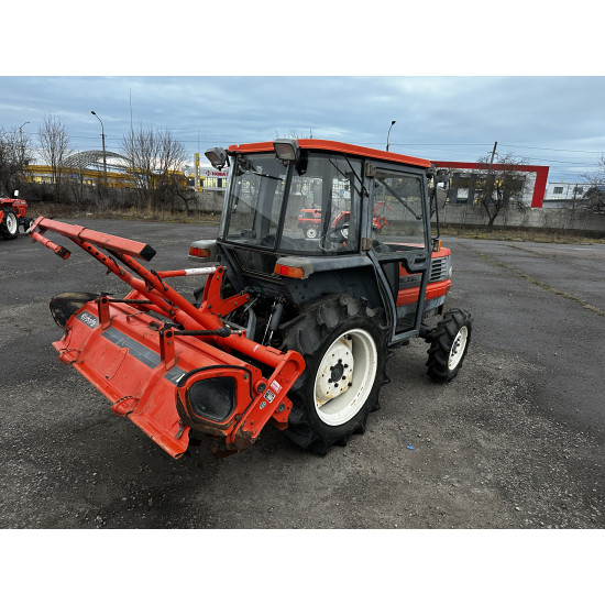 Міні-трактор Kubota GL260 CAB - Зображення 3