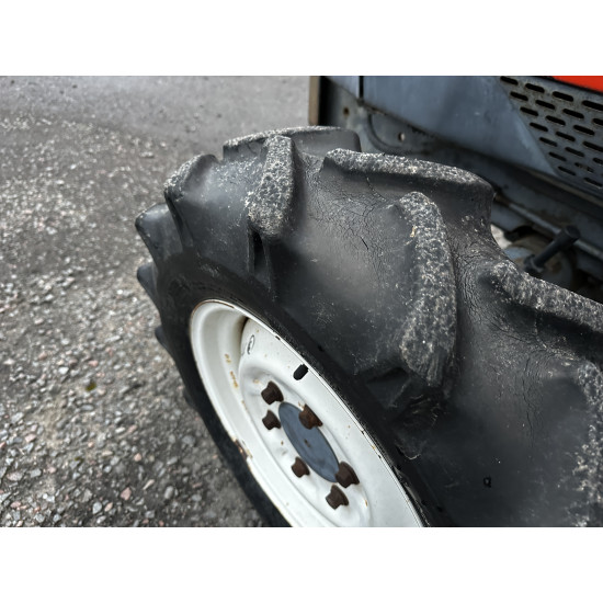 Міні-трактор Kubota GL260 CAB - Зображення 12