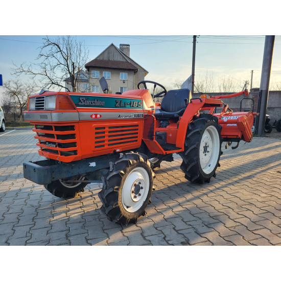 Міні-трактор Kubota ZL1-185 - Зображення 1