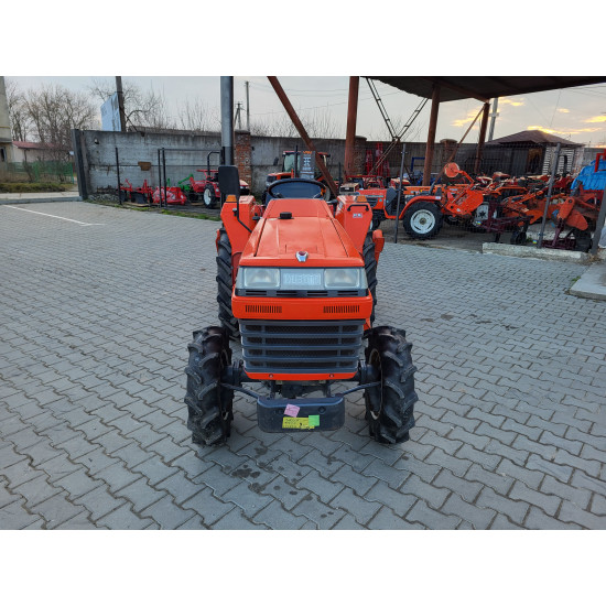 Міні-трактор Kubota ZL1-235 - Зображення 10
