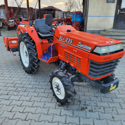 Міні-трактор Kubota ZL1-235