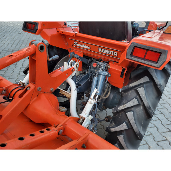 Міні-трактор Kubota ZL1-235 - Зображення 6