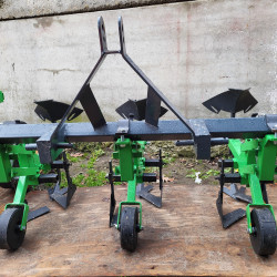 Культиватор міжрядного обробітку