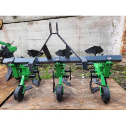 Культиватор міжрядного обробітку